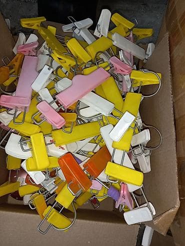 Moyka avadanlığı: Müxtəlif rəngli paltar asqısı klipləri (çoxlu sayda) ropdan 50 qəpik — 1