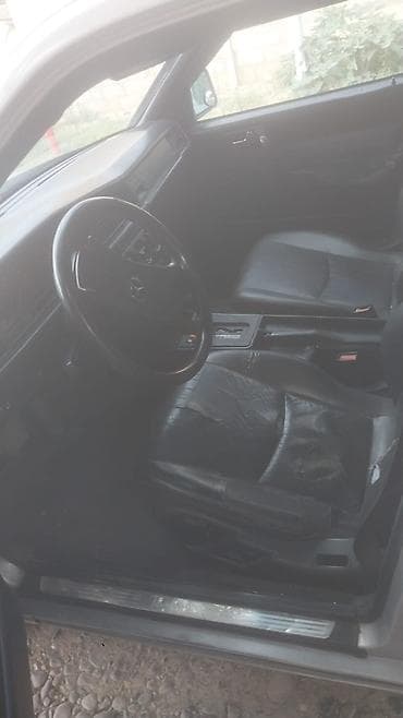passat b5 ekran: Mercedes-Benz 190 (W201): 2 l | 1989 il Sedan — 8