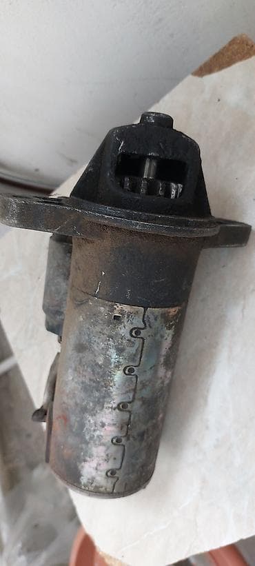 Ford Tranzit Starteri ( işlənmiş)[ 1990 - 1999 ](köhnə fortların) öz