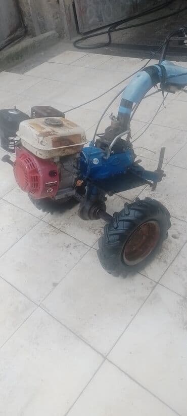 masin ucun qosqu: Motoblok / kultivator - Mühərrik: benzinli, hava ilə soyudulan — 1