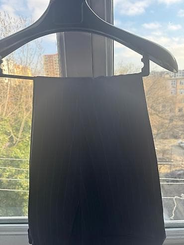 deniz geyimi: Kişi kostyumu – tünd boz rəngdə, incə şaquli zolaqlı klassik dəst — 2