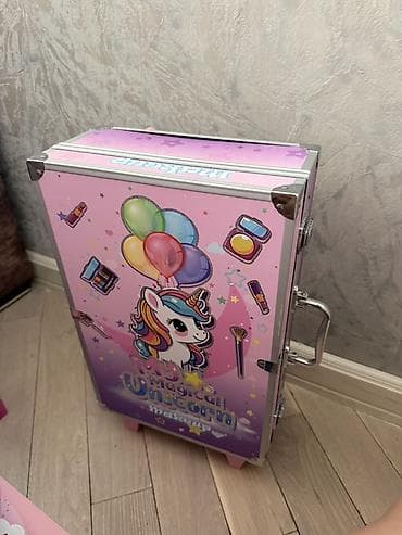 Oyun dəstləri: Uşaq makiyaj çemodanı – “My Magical Unicorn Makeup” - Rəngli, çəhrayı — 1