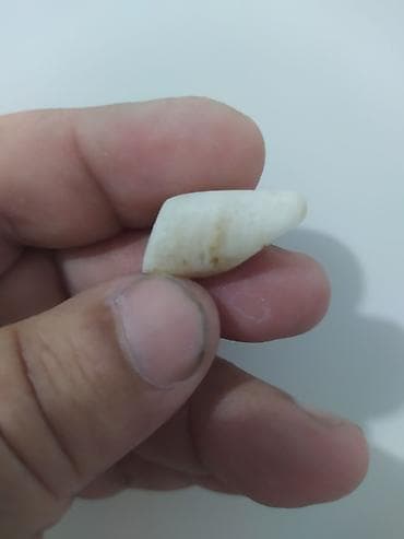 tebi bal: Ağ rəngli dekorativ mineral daş - Material: təbii daş/mineral (ağ — 2