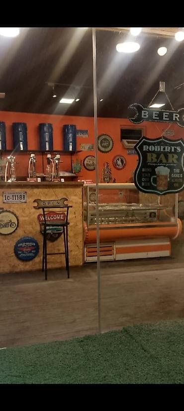 bos kasa: Hazır biznes olaraq satılır. İlkin qiymət 10.000 manat. Beer Market – — 6
