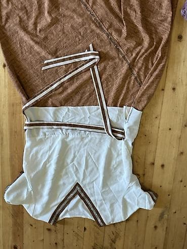 Şəkildən daha yaxşıdır 1 dəfə geyinilib Razmer 49-50 Rəngi şəkildən
