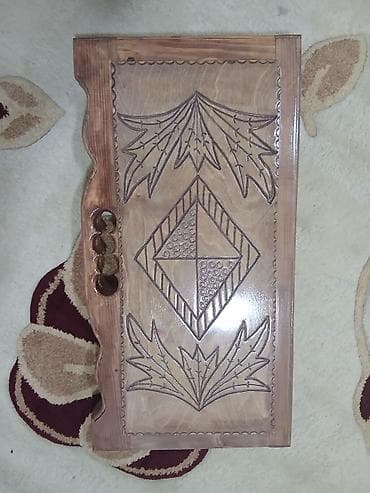 Taxta nərd taxtası – əl işidir - Material: təbii ağac, lakla