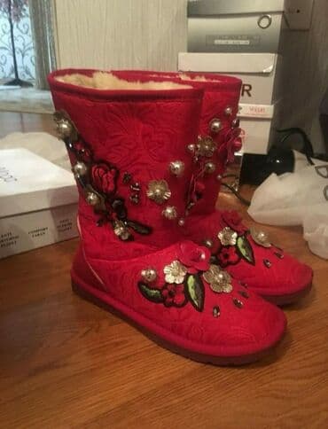 Угги: Ботфорты, Balenciaga, Размер: 39, цвет - Красный, Б/у — 2