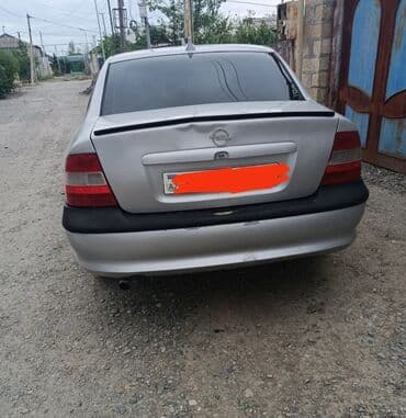 maşın disk: Opel Vectra: 1.6 л | 1996 г. 22432 км Седан — 2