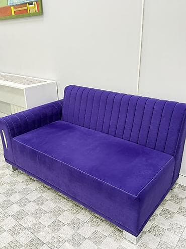 divan kohnə: Bənövşəyi rəngdə elegant divan - Parça: Yumşaq, məxməri toxumalı — 1