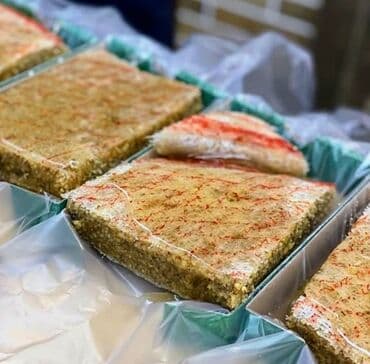 8 mart tort: Endirimlə 💥 8 azn ❌ ( 7 azn ) 🏞️ Əsl Şəki halvası 🫖 Çox gözəl dadı — 4