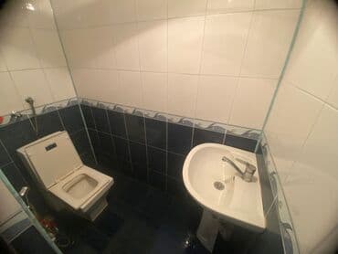 7 mikrorayon: Salam Oglan otaq yoldasi axtarilir ev mermar ecemide yerlesir evin her — 11