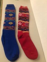 детская слип пижама: Xarici qara setka kolqotka-35 man,
Yun corab-biri 8 man — 2