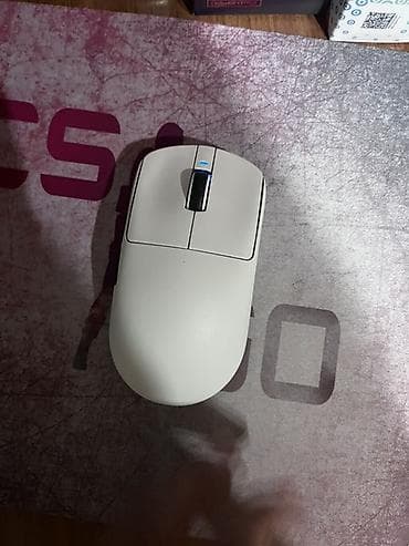 masa ustu konputer: Simsiz oyun siçanı – açıq rəngli, yüngül və ergonomik dizayn. VXE r1 — 1