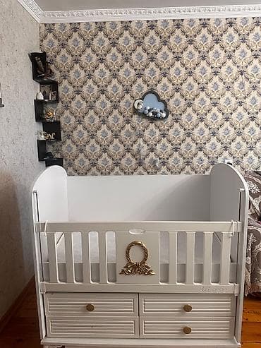 usaq doseyi: Oğlan və qız üçün, İşlənmiş, Dördbucaq, Beşik, Dəstsiz, Matras ilə, Yellənmə mexanizm ilə — 5