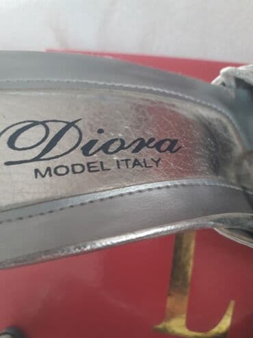 basanoşkalar 2024: Ölçü: 40, rəng - Gümüşü, İşlənmiş — 2