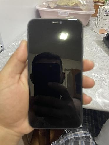 apple imac: IPhone 11, 64 GB, Qara, Face ID — 7