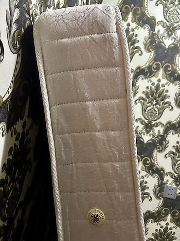 Şamdanlar: Böyüklər üçün İşlənmiş Döşək, Ödənişli çatdırılma — 3