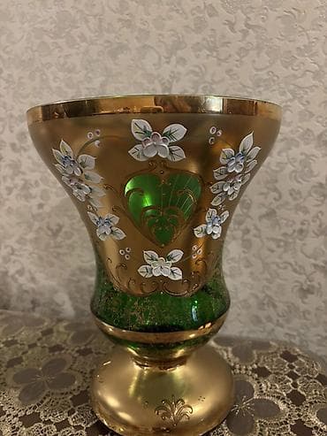 Bir vaza, Bogem şüşəsi