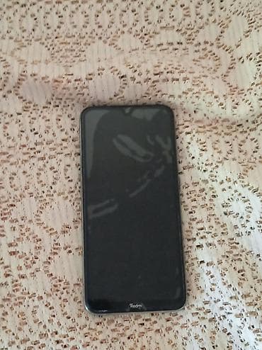 telefon tesla: Üzündə Qoruyucu şüşə çatdı sönüb Yanmır ayrı heç bir problemi yoxdu — 1