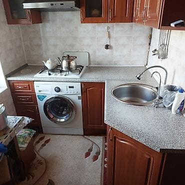 metbex mebelleri sifarisi: Mətbəx mebeli dəsti - Künc yerləşimli üst və alt şkaflar: qoz rəngli — 3