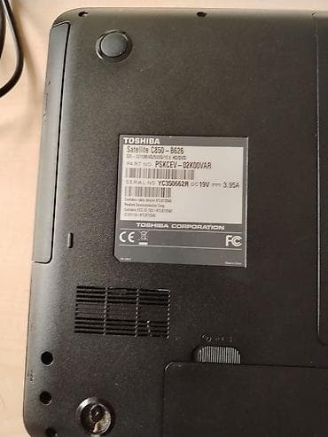 HP: Toshiba Satellite C850-B626 noutbuk - Model: Toshiba Satellite — 3