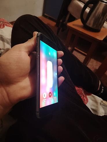 IPhone 8 Plus, 256 GB, Qara, Barmaq izi lalafo.az -da IPhone 8 Plus, 256 GB, Qara, Barmaq izi