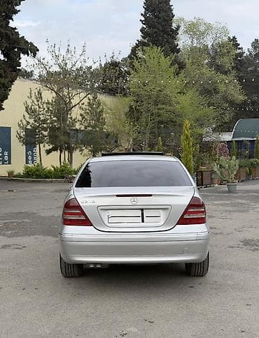 furqon mercedes: Mercedes-Benz C 200: 2 l | 2000 il Sedan — 2