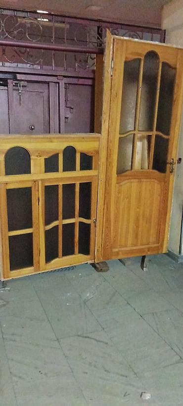 Taxta qapılar və şüşəli arakəsmə dəsti - Material: təbii ağac (
