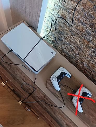 Настольные ПК и рабочие станции: Açıqlama: Salam. Konsol təxminən 1 il əvvəl 1450 AZN-ə alınıb. Çox az — 2