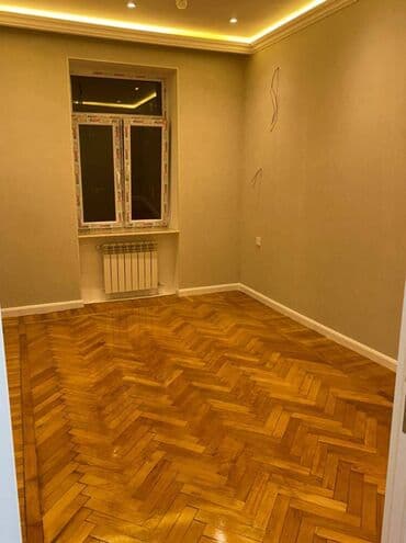 ağdaşda ucuz ev: Bakı, 3 otaqlı, Köhnə tikili, m. Nizami, 73 kv. m — 9