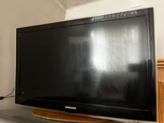 sadə samsung: Yeni Televizor Samsung 82" 4K (3840x2160), Ünvandan götürmə — 1