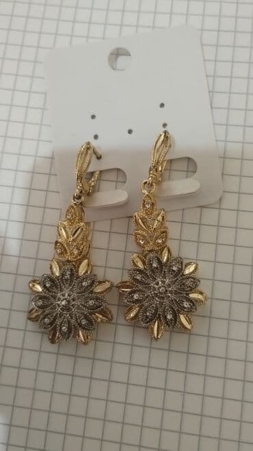 capiq ucun krem: Qadın sırğaları dəsti - Model 1: Uzun sallantılı mirvari effektli — 2