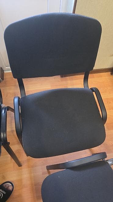 Ofis masaları: Qara rəngli ofis/konfrans stulları – 6ədəd dəst - Model: klassik — 3