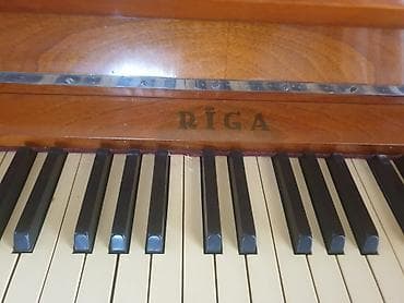 Audi: Pianino riqa satilir yaxşi vəziyyətdədi — 4