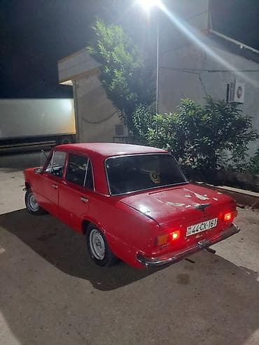 ucuz masin satişi: VAZ 2101 “Jiquli” sedan - Korpus: 4 qapılı, klassik kuzov, parlaq — 3