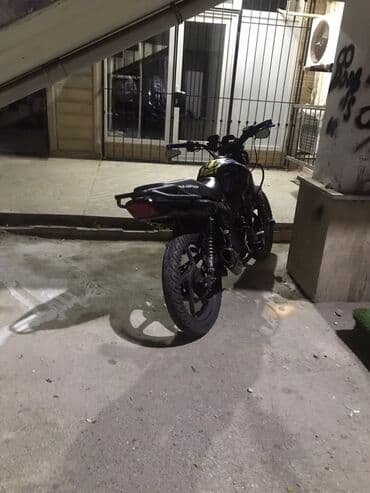 motor kaski: Motosiklet – şəhər və yüngül ofroud üçün çevik street/supermoto tərzi — 4