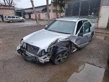 mercedes şekilleri: Sekillerde gorsendiyi kimidir — 4