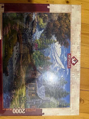 Puzzle 2000. İstifadə olunmuyub,karobkası heç açılmıyıb. Tək bir ədədi — 3