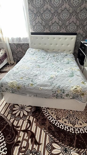 divar satlari: İşlənmiş, İkinəfərlik çarpayı, Bazalı, Matras ilə, Siyirməsiz, Azərbaycan — 1