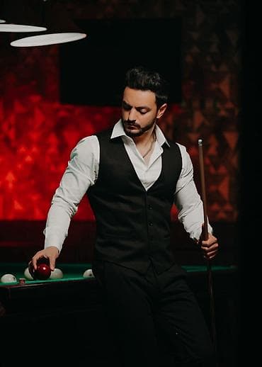 Kişi üçlü dəst – klassik qara - Tərkib: 3 hissədən ibarət dəst – ağ