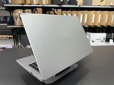 acer extensa: Acer A515-54G Cpu: Intel core i7-10510u RAM: 8 GB ddr4 SSD: 256 — 4