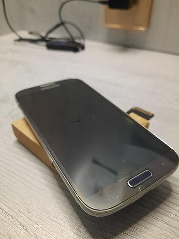 sensorlu: Samsung Galaxy S4, 32 GB, rəng - Qara, Face ID — 4