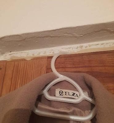 tibettea nedir: Palto L,XL .bej . seliqeli geyilib .Saga cekin bir nece etrafli — 4