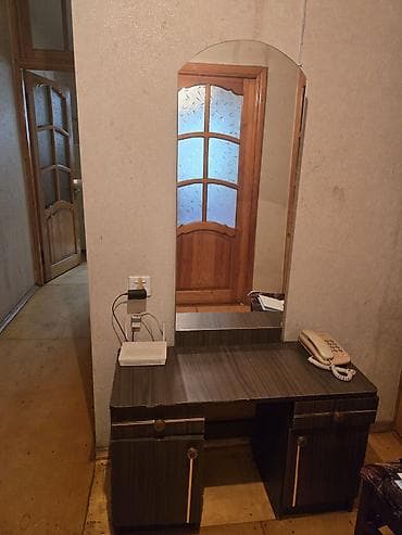 komod: İşlənmiş, Güzgülü — 3