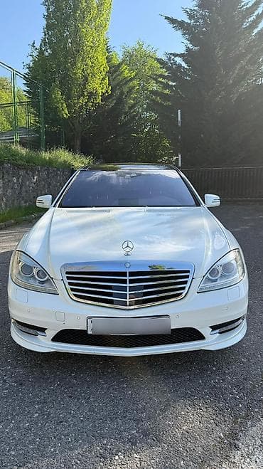 1998 mercedes: Mercedes-Benz S 500: 4.7 l | 2011 il Sedan — 1