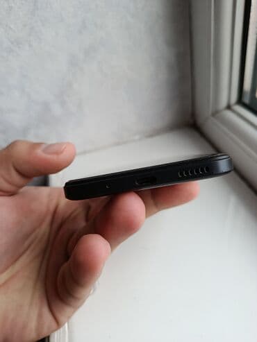 Xiaomi: Xiaomi Mi5, 128 GB, rəng - Qara, 
 Qırıq, Sensor, Barmaq izi — 5