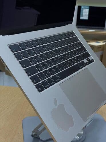 макбук: Apple MacBook noutbuku - Korpus: gümüşü alüminium, minimalistik — 2