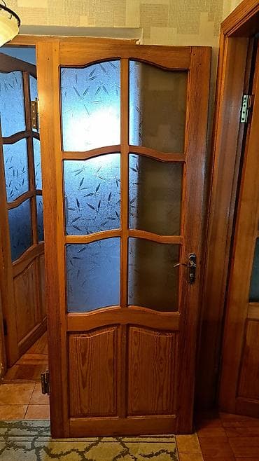 Şüşəli taxta otaq qapısı - Material: təbii ağac (masif), laklı səth - — 1