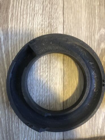 диски на авто r14: Mercedes w210 ucun qabaq purjun ustu rezin. 3 nomredi Orginaldi — 1