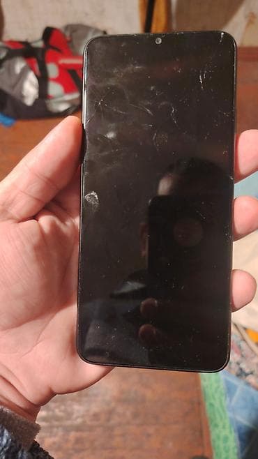 Oppo A38, 32 GB, rəng - Qara, Qırıq